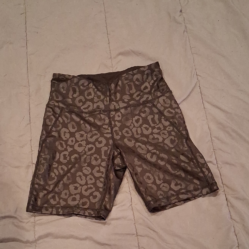 High-Waist Leopard Print Women's Active Shorts - Gray